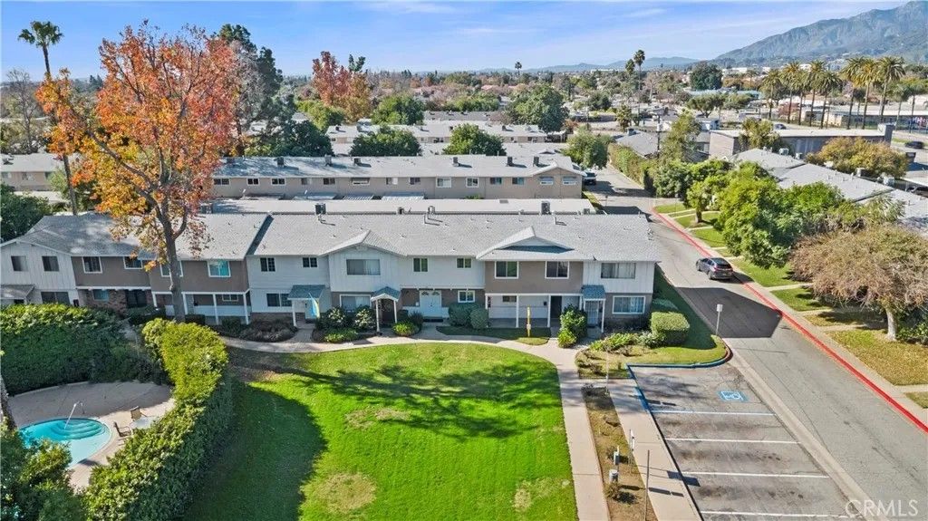 Photo of 684 E Lee Pl, Azusa, CA 91702 (MLS # AR26011005)