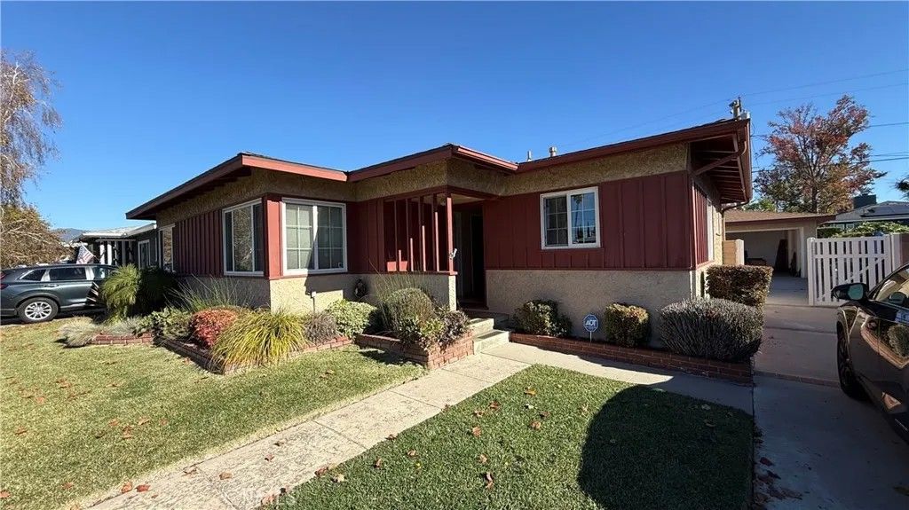 Photo of 4408 N Glenfinnan Ave, Covina, CA 91723 (MLS # CV26011504)