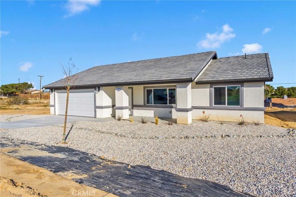 Photo of 16137 Tawney Ridge, Victorville, CA 92394 (MLS # IV26013724)