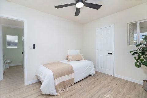 Tiny photo for 15994 Sequoia Avenue, Fontana, CA 92335 (MLS # CV25238810)