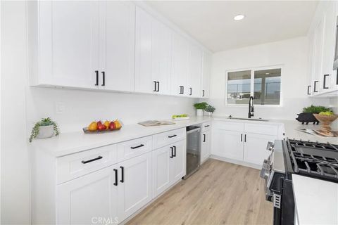 Tiny photo for 15994 Sequoia Avenue, Fontana, CA 92335 (MLS # CV25238810)