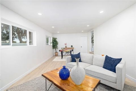 Tiny photo for 15994 Sequoia Avenue, Fontana, CA 92335 (MLS # CV25238810)