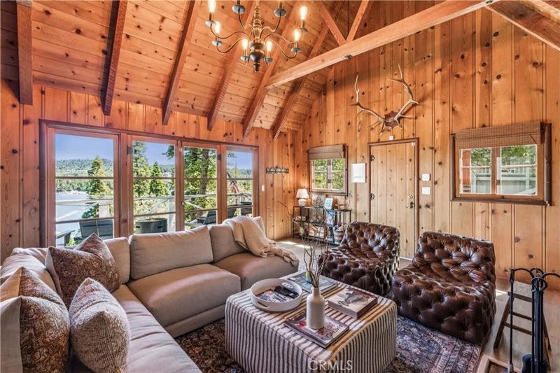 28901 Palisades