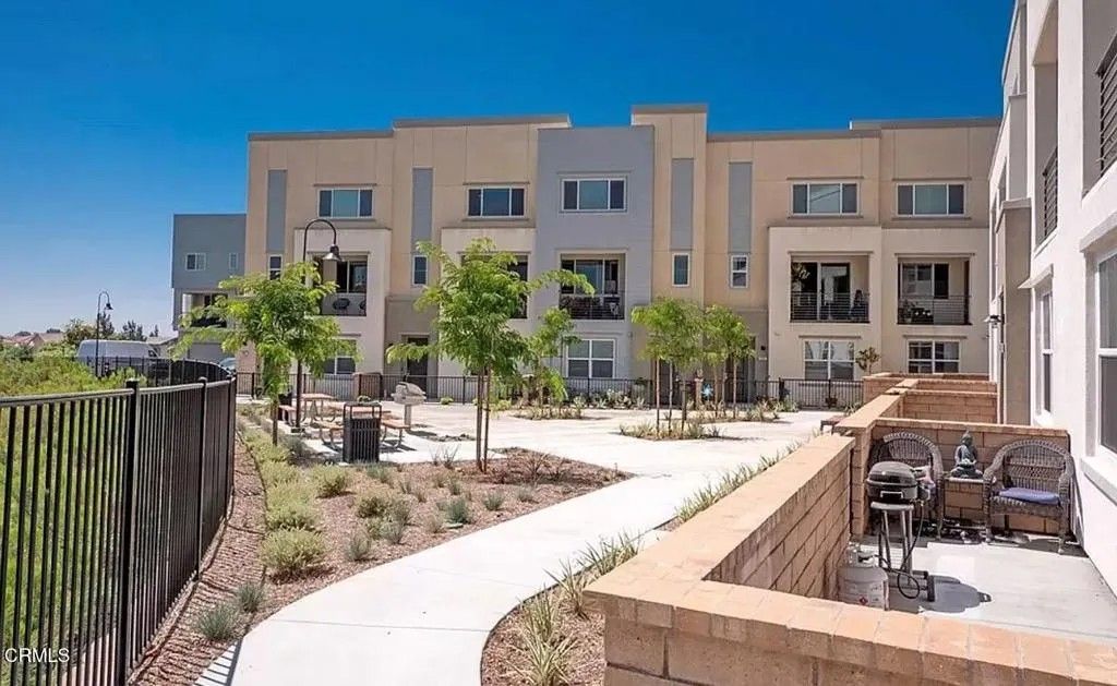 Photo of 799 Highline Way, Upland, CA 91784 (MLS # P1-25901)