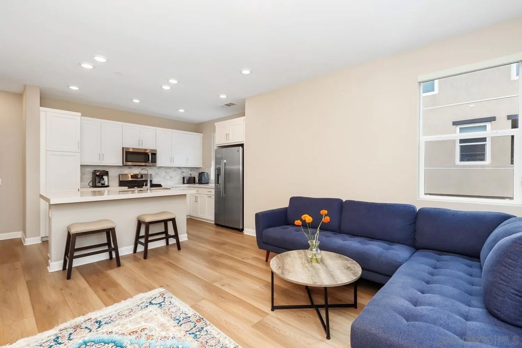 Photo of 1227 Sunrise Vw #105, San Marcos, CA 92078 (MLS # 250045154)