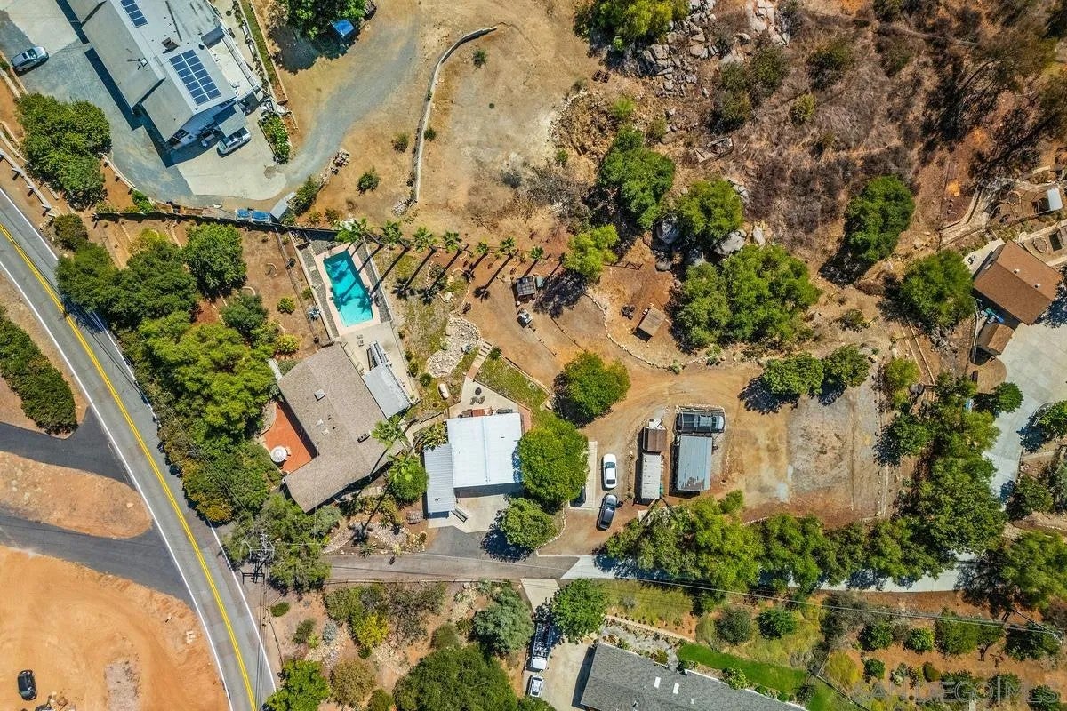 11355 Eucalyptus Hills