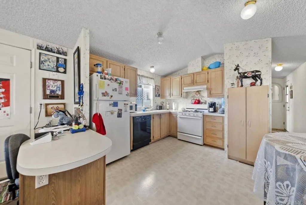 Photo of 12044 Royal Rd #SPC 18, El Cajon, CA 92021 (MLS # PTP2600321)