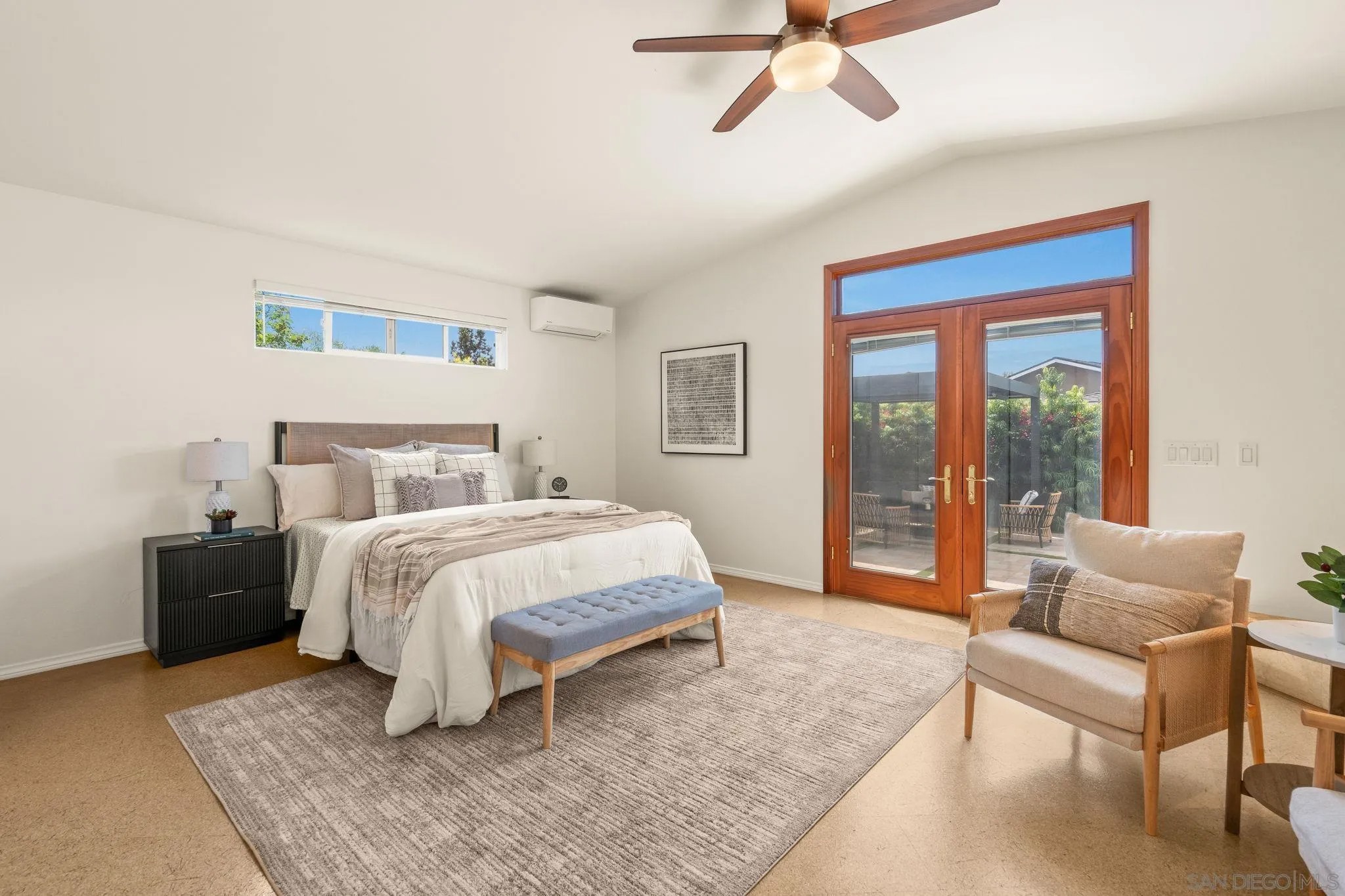 4740 Altadena