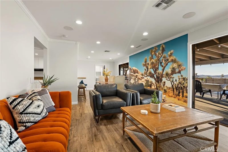 61394 Latham Trail