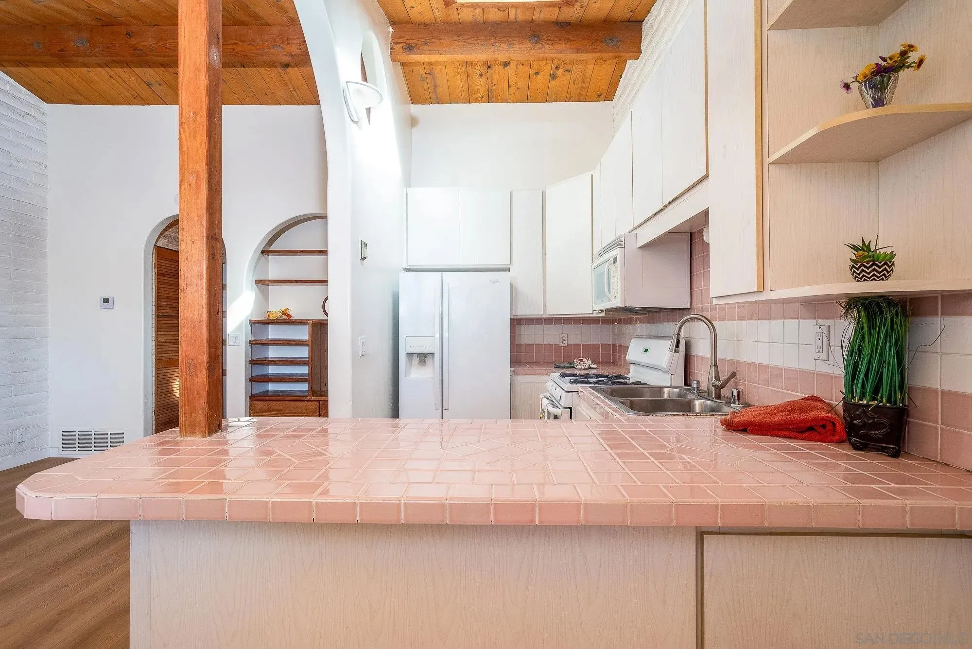 La Mesa, California 91942, United States, 1 Bedroom Bedrooms, ,1 BathroomBathrooms,Residential,Active,230007