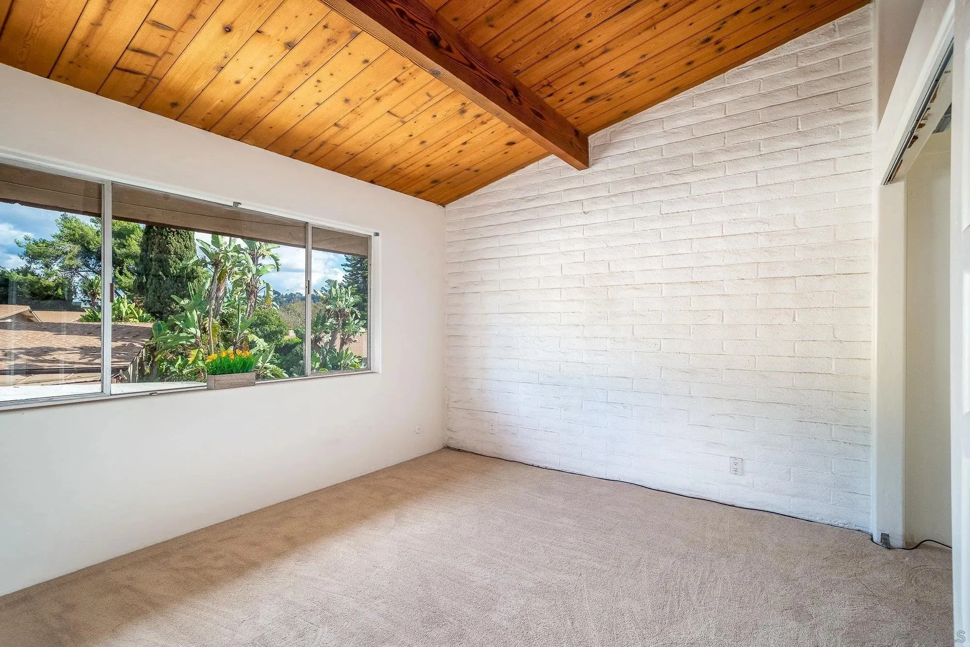 La Mesa, California 91942, United States, 1 Bedroom Bedrooms, ,1 BathroomBathrooms,Residential,Active,230007