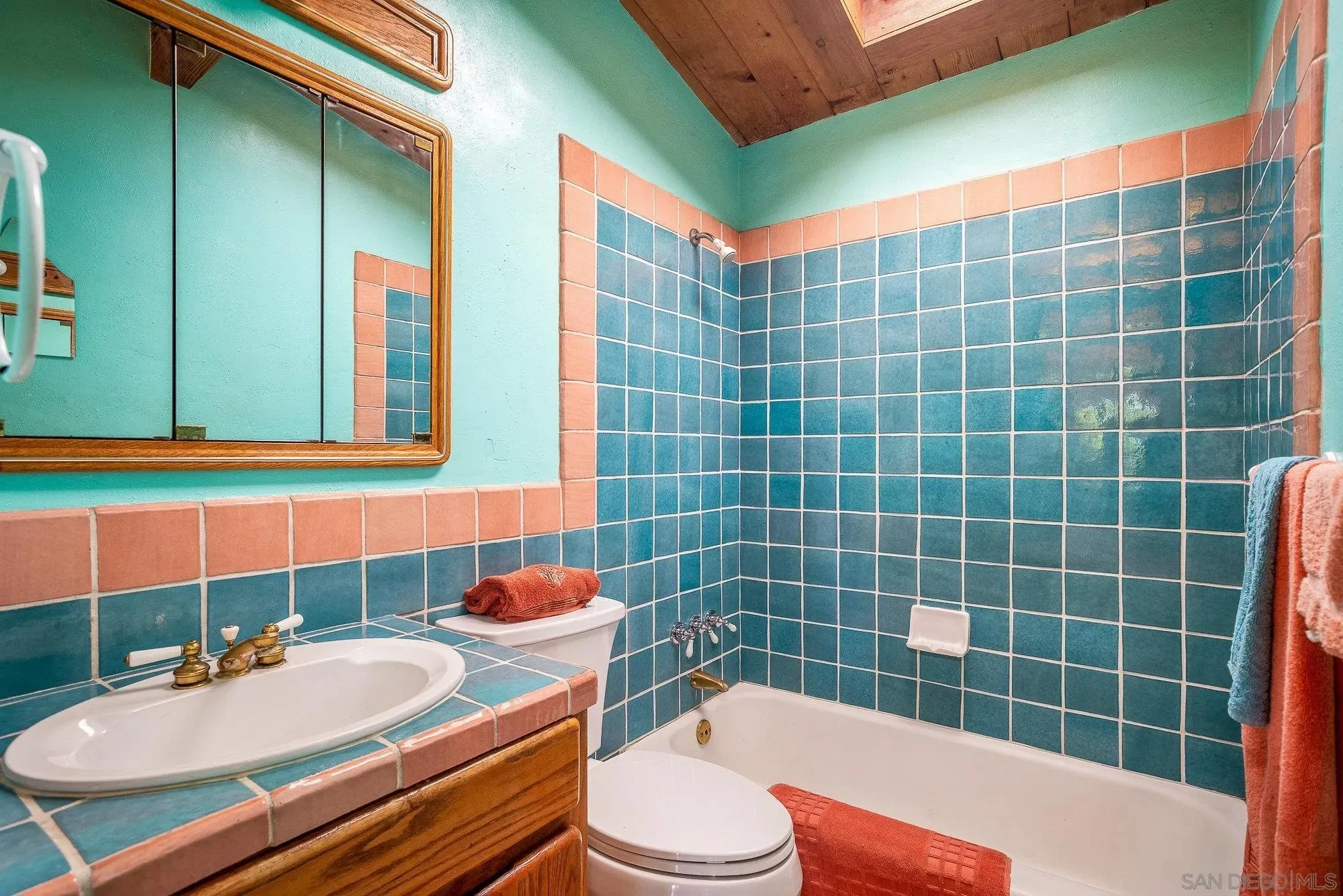 La Mesa, California 91942, United States, 1 Bedroom Bedrooms, ,1 BathroomBathrooms,Residential,Active,230007