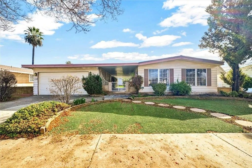 Photo of 1348 Jasmine, Hemet, CA 92545 (MLS # SW26004851)