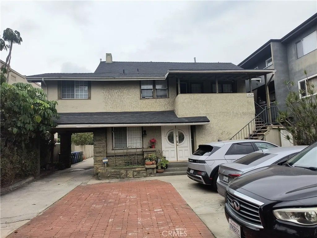 Photo of 1827 Crenshaw, Los Angeles, CA 90019 (MLS # PW26031985)