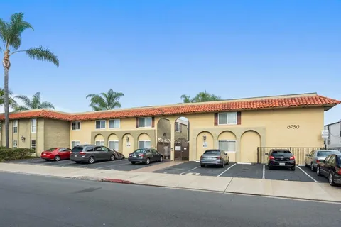 6750 Beadnell Way Unit 30, San Diego, CA 92117 - #: 2600742