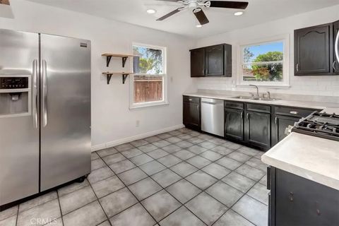 Tiny photo for 823 N Towner St, Santa Ana, CA 92703 (MLS # NP25251744)