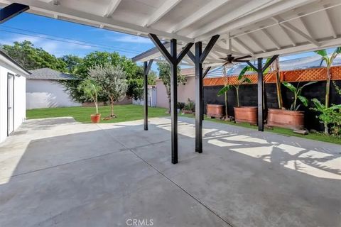 Tiny photo for 823 N Towner St, Santa Ana, CA 92703 (MLS # NP25251744)