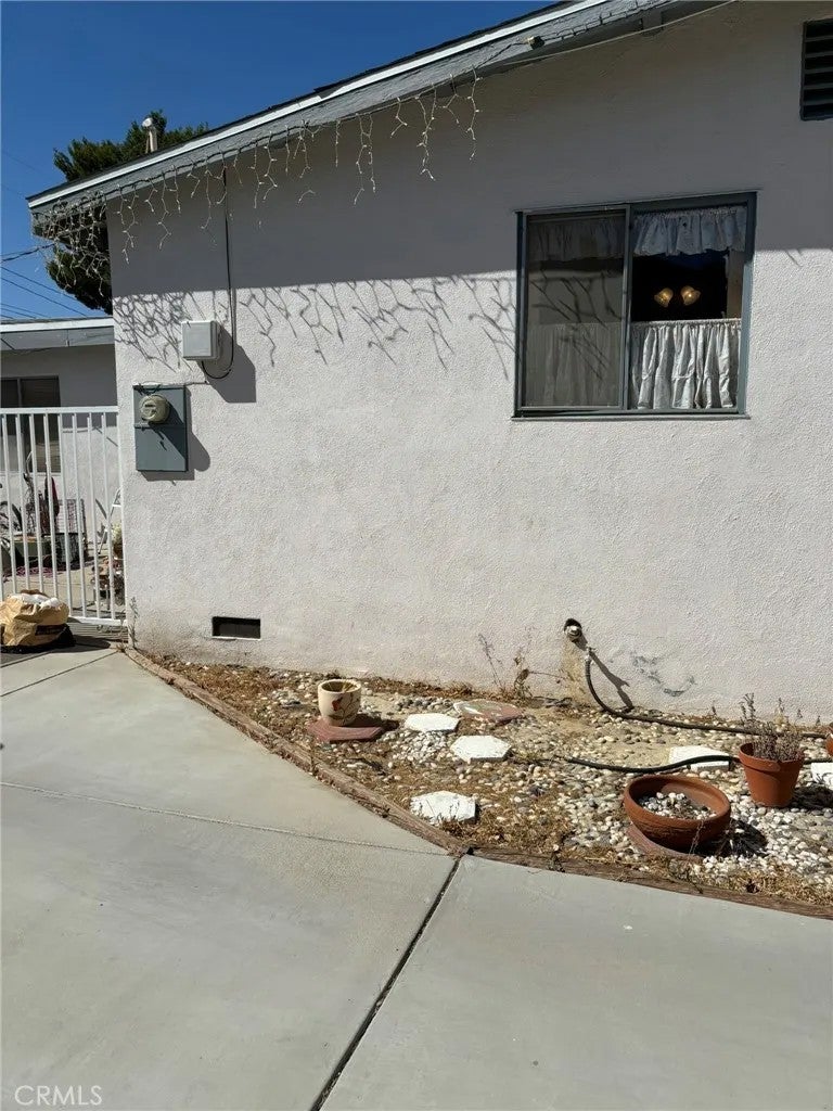 45417 11th Street West