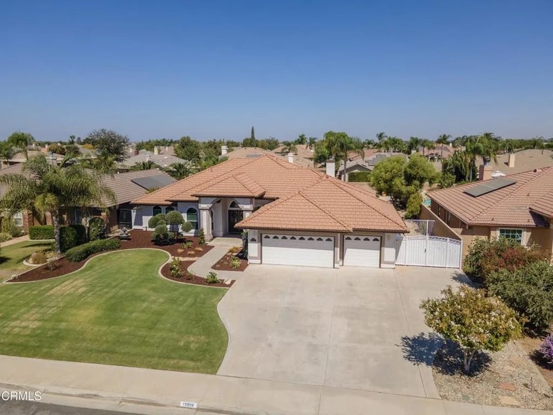 13806 Table Rock Avenue