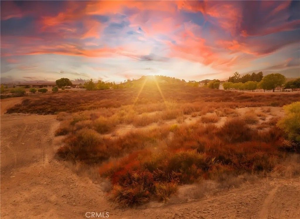 Photo of 20405 Kyle Ct, Murrieta, CA 92562 (MLS # SW25218238)