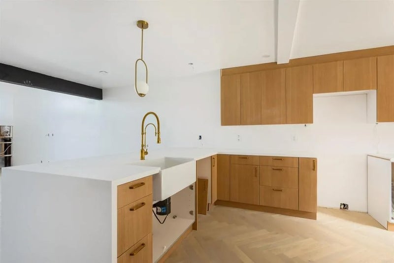 2510 Navarra Drive 524