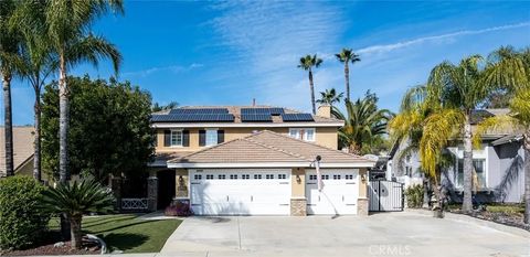 Photo of 39855 Tinderbox Way, Murrieta, CA 92562 (MLS # PW26033879)