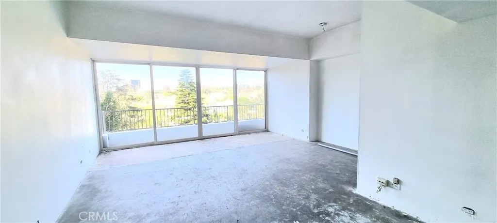 10501 Wilshire Boulevard 903
