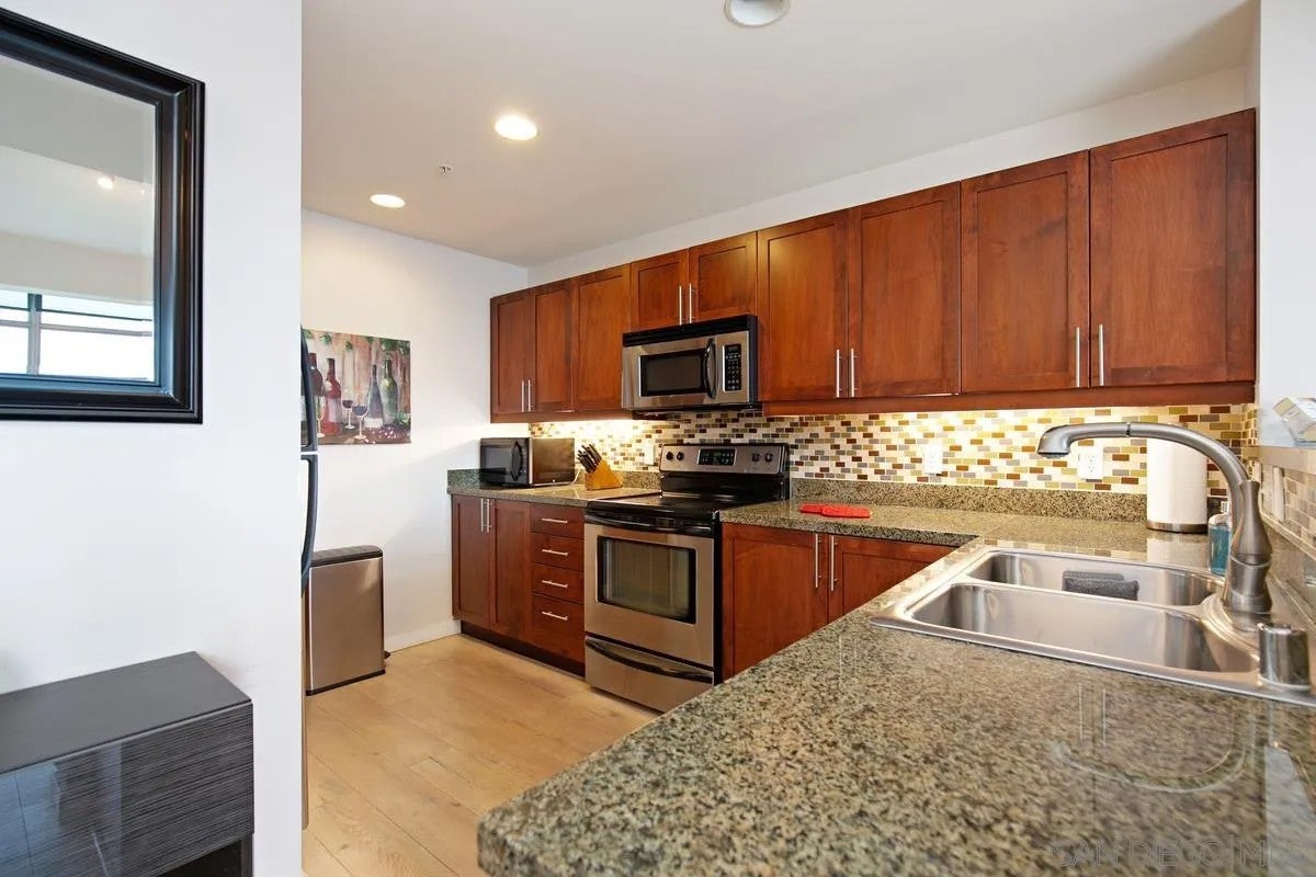206 Park Blvd 707