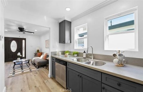 Tiny photo for 426 W 63rd Place, Los Angeles, CA 90003 (MLS # DW25252669)