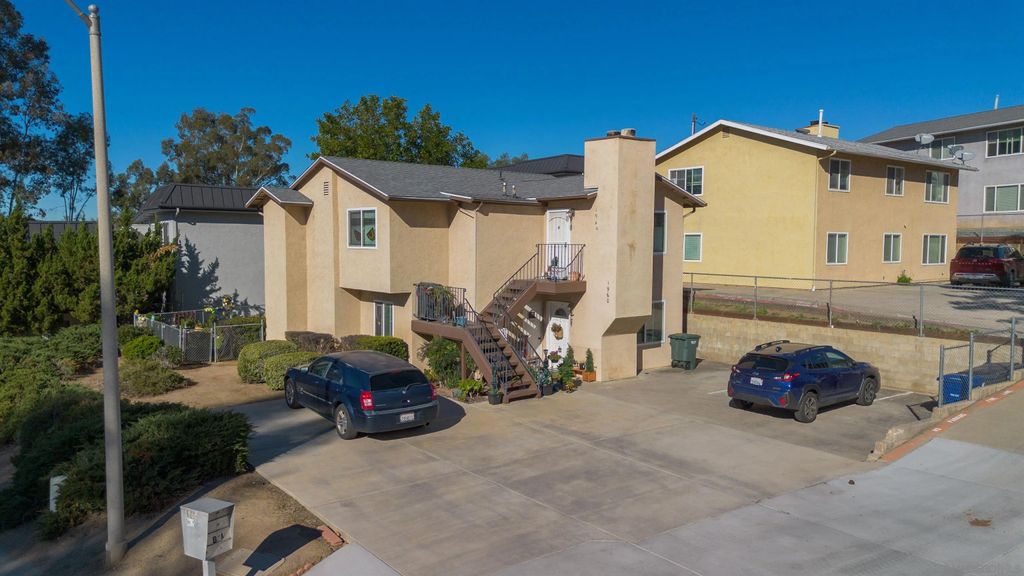 Photo of 1960 Arnold Way, Alpine, CA 91901 (MLS # 260007803)