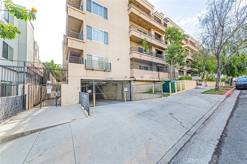 970 S St. Andrews Place 103
