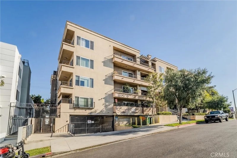 970 S St. Andrews Place 103