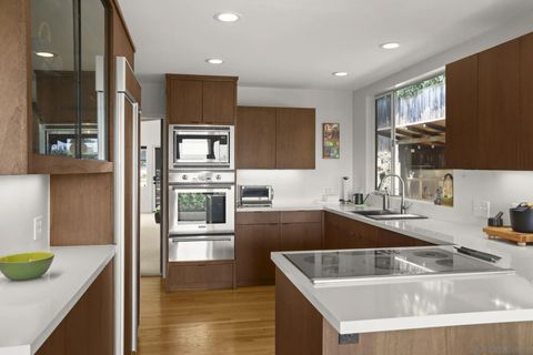 Tiny photo for 666 San Gorgonio St, San Diego, CA 92106 (MLS # 250041663)