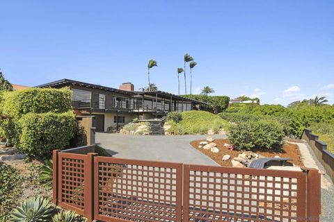 Tiny photo for 666 San Gorgonio St, San Diego, CA 92106 (MLS # 250041663)