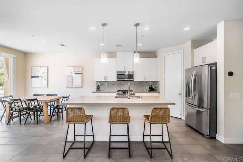 3387 Cordillera Court