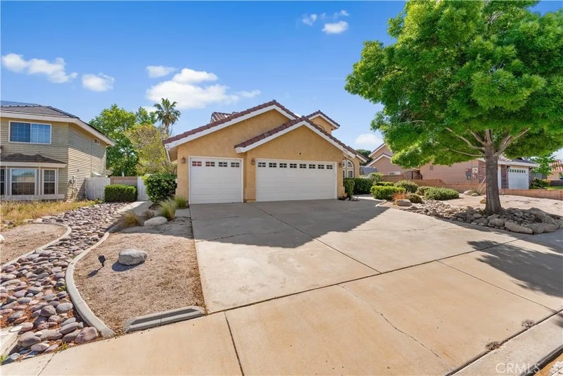 42526 61st West