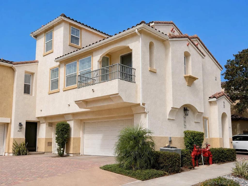 Photo of 3683 Jetty Pt, Carlsbad, CA 92010 (MLS # 260020068)