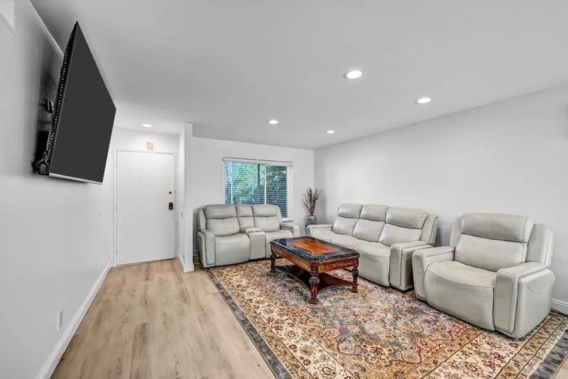 9378 Twin Mountain Circle
