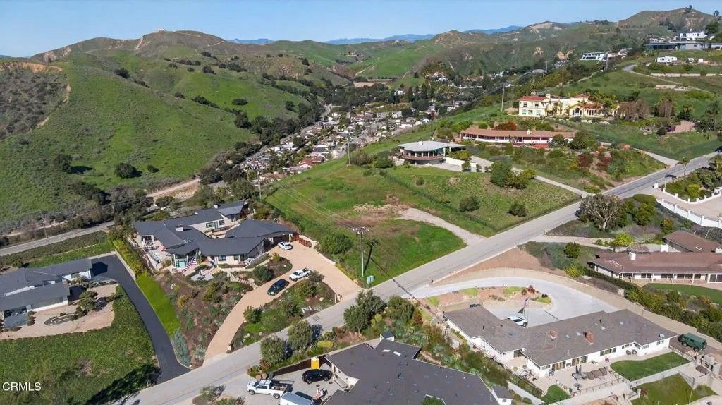 Photo of 575 Via Cielito, Ventura, CA 93003 (MLS # V1-34070)