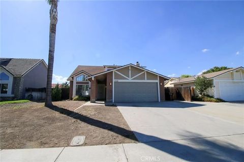 Photo of 29913 Gifhorn Court, Menifee, CA 92584 (MLS # SW26140417)