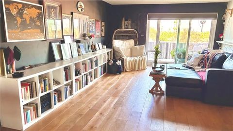 Photo of 5460 White Oak Ave #C315, Encino, CA 91316 (MLS # SR26051100)