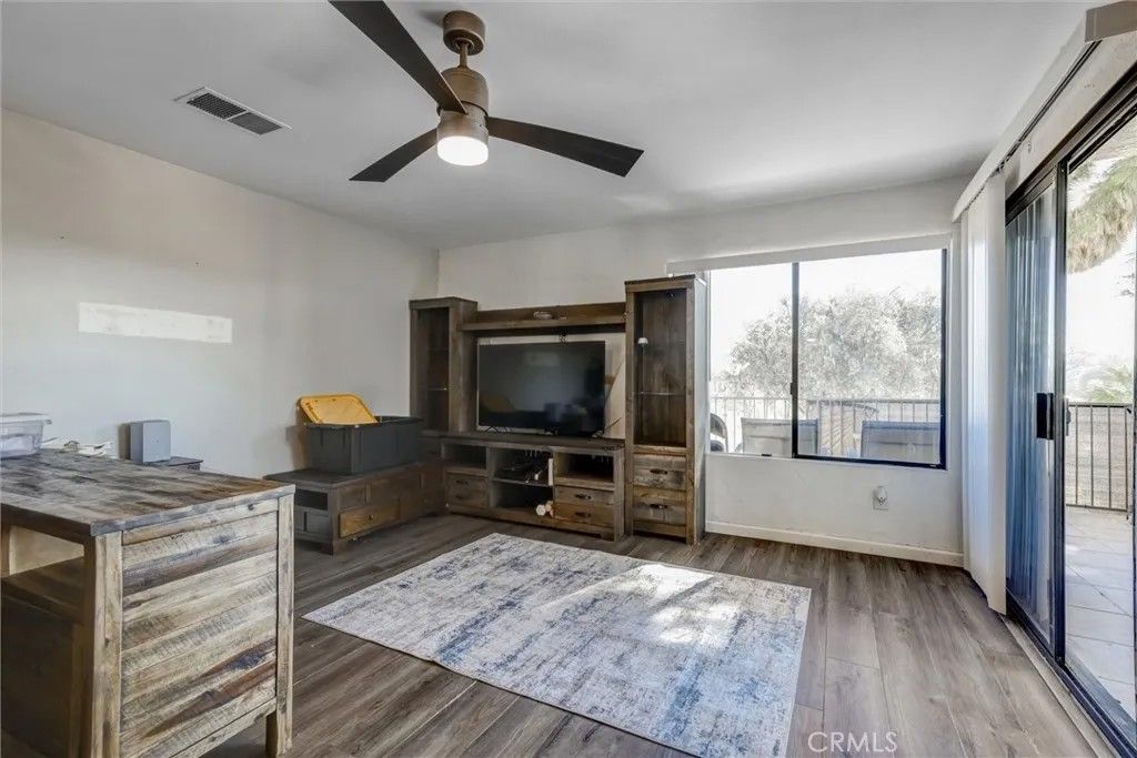 Photo of 4687 Knickerbocker Ln, Riverside, CA 92501 (MLS # PW25245641)