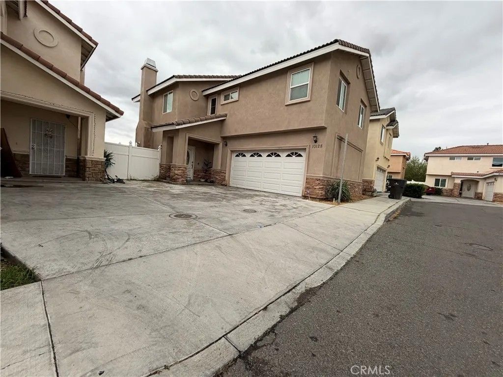 Photo of 10128 Camino De Rosa, Riverside, CA 92503 (MLS # IG26072560)