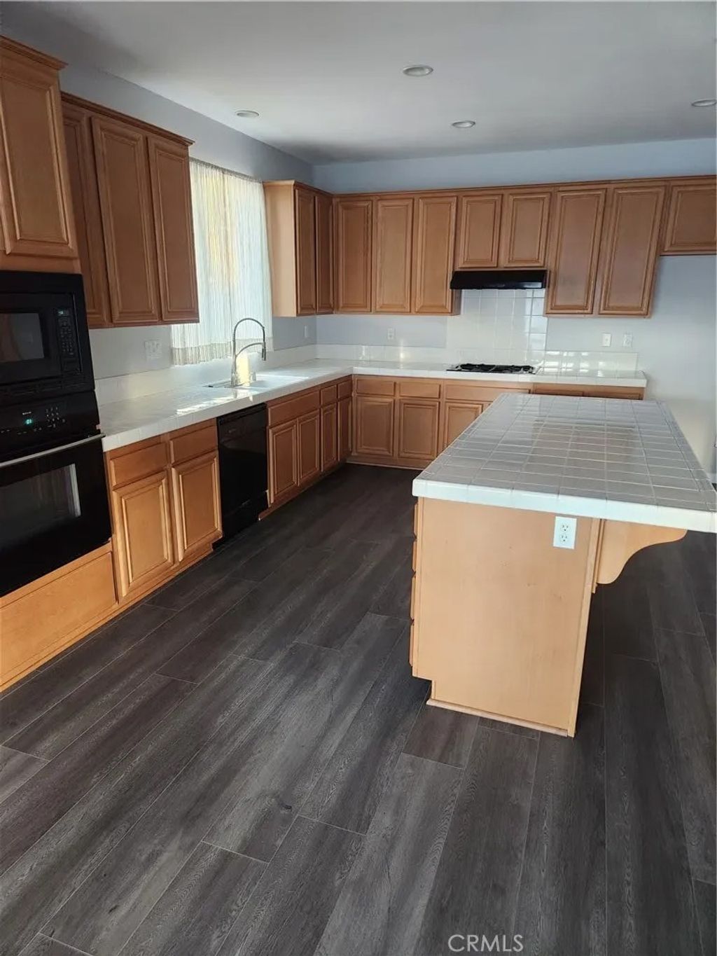 Photo of 710 Multnomah Court, San Jacinto, CA 92582 (MLS # IV26000346)