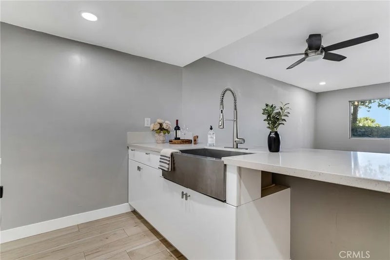 12601 Van Nuys Boulevard 104