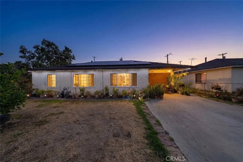 Photo of 13677 Carfax Avenue, Bellflower, CA 90706 (MLS # IV26205591)