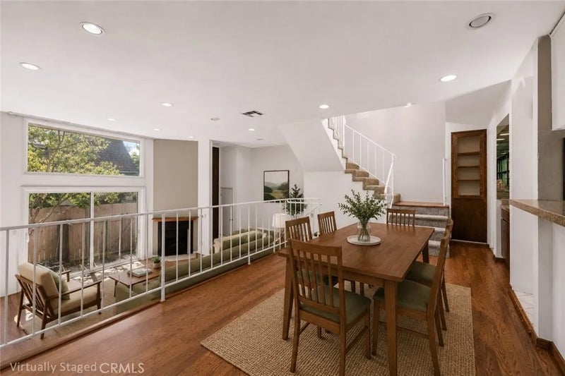 17943 Magnolia Boulevard 16
