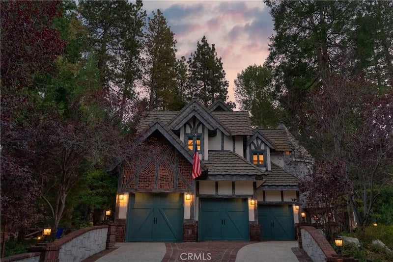 27465 Meadow Bay Drive