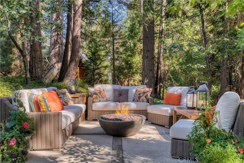 27465 Meadow Bay Drive