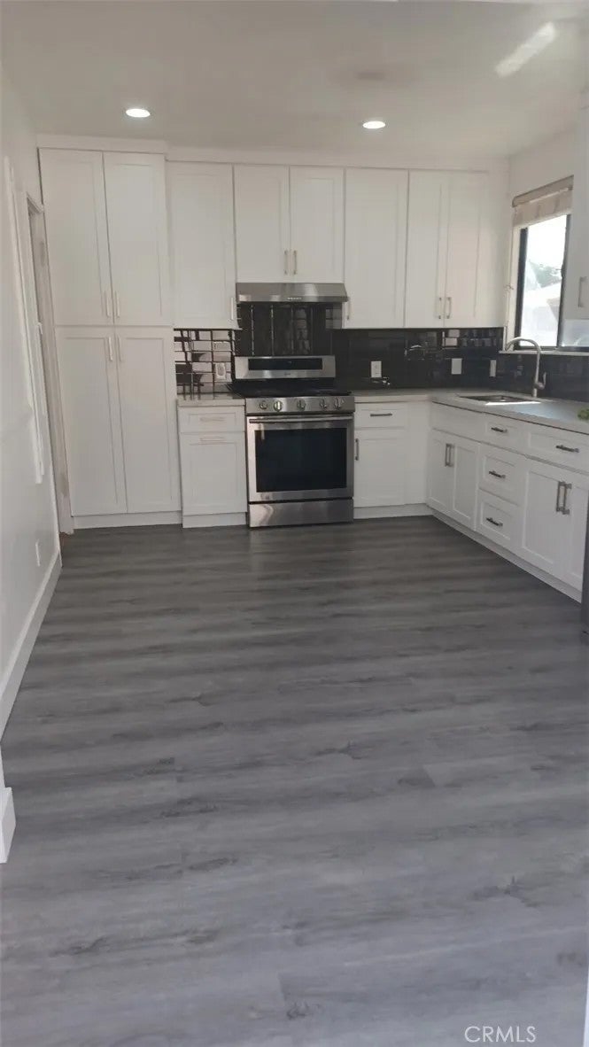 13923 Graystone